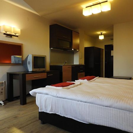 7 Apartments In Alexander Complex Банско Экстерьер фото