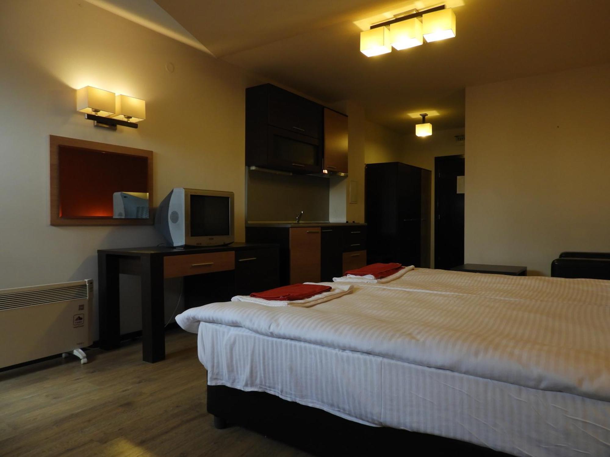 7 Apartments In Alexander Complex Банско Экстерьер фото